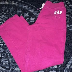 GAP CUTE SWEATS!